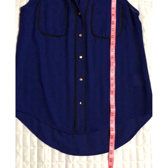 NWOT! MY MICHELLE Navy Blue with Black Trim Button Down Bouse Size Small - Picture 4 of 6